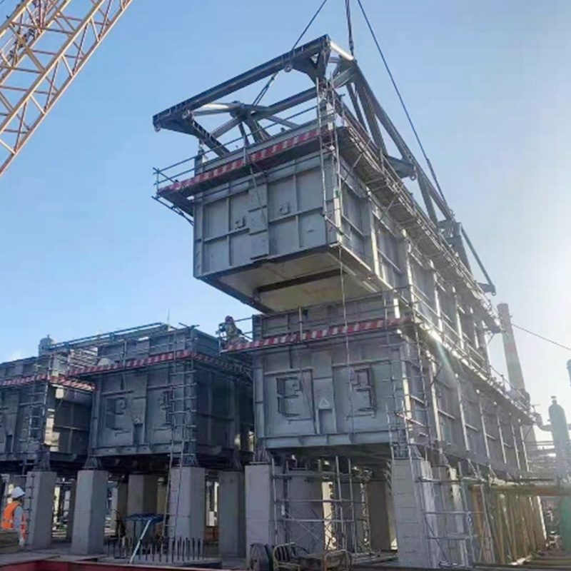 Rafinace a chemické 4 miliony tun/rok hydrokrakování